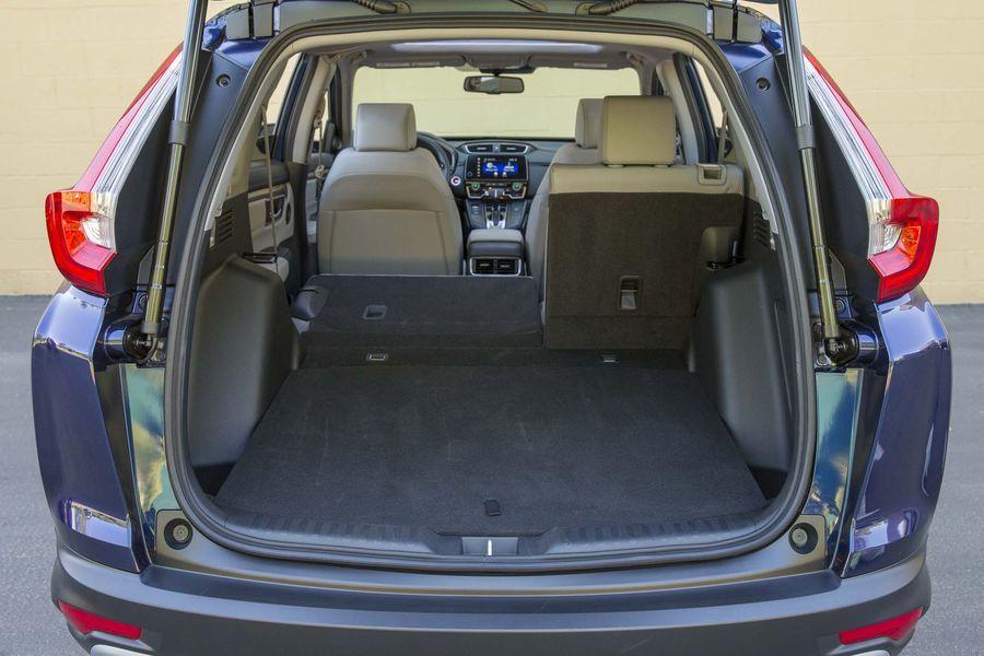 Khoang hành lý Mazda CX5