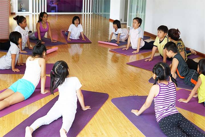 lớp học yoga cho trẻ em ở tp.hcm