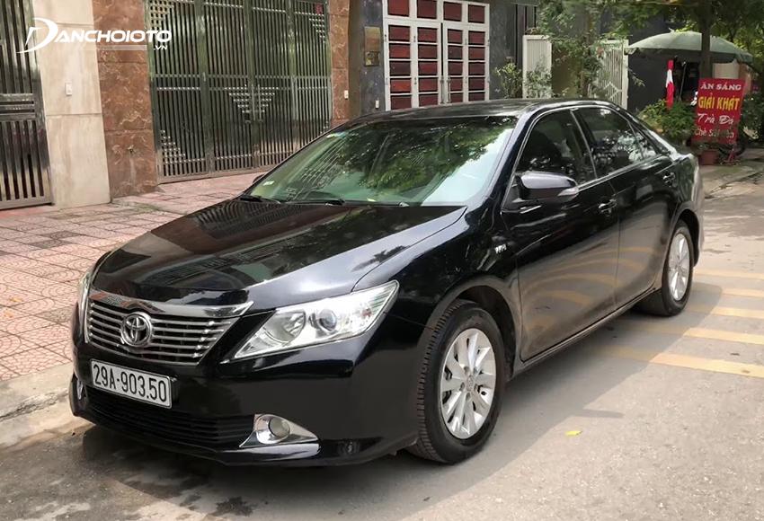 Xe Toyota Camry 2012
