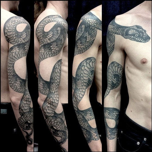 Tattoo rắn kín tay cho nam giới