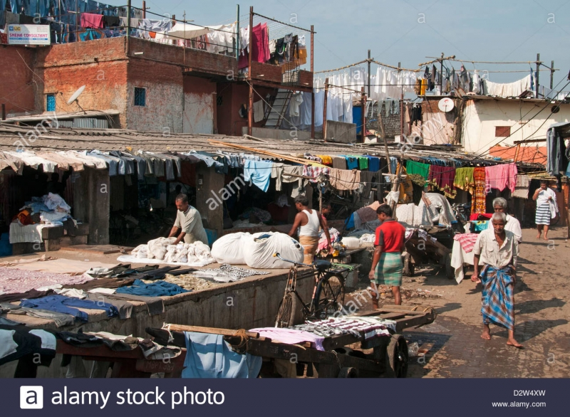 Orangi Town ở Pakistan là một trong những khu ổ chuột lớn của châu Á