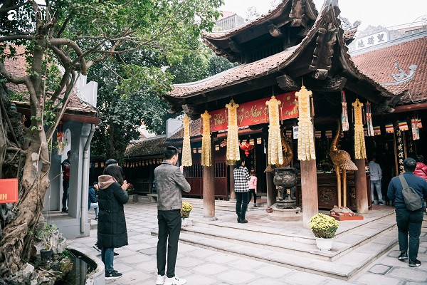 cầu duyên chùa Hà