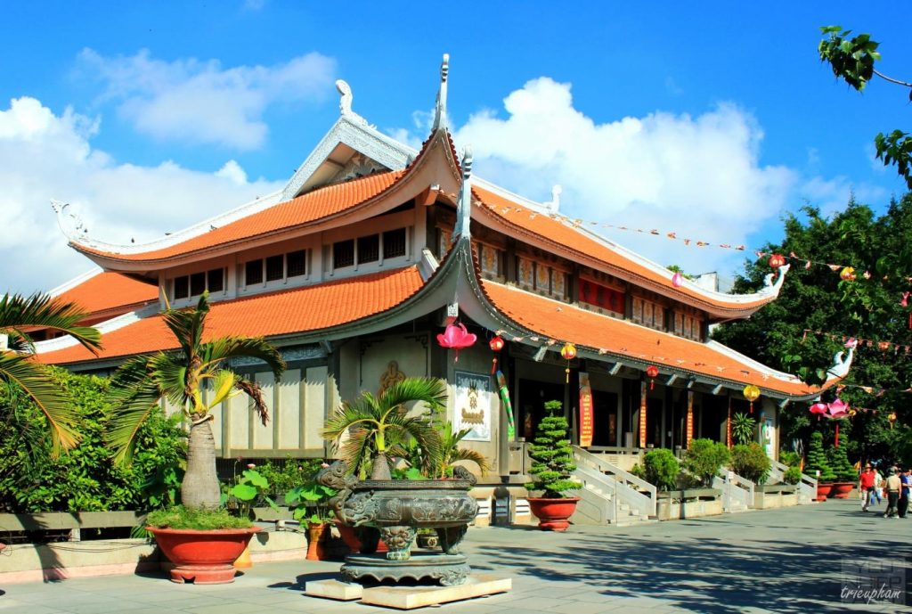 Vĩnh Nghiêm - ngôi chùa đẹp ở Việt Nam được đánh giá là có kiến trúc Phật giáo tiêu biểu. Ảnh Internet